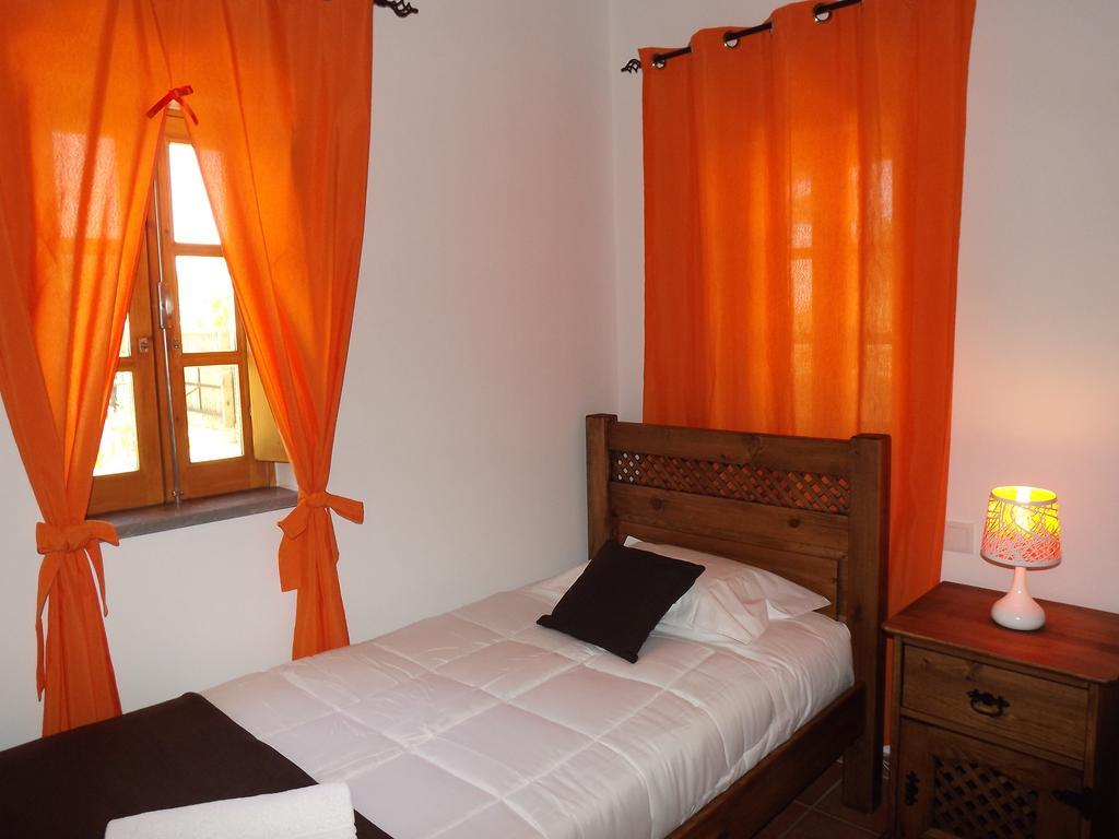 Casa De Campo Vale Do Asno Алтура Стая снимка